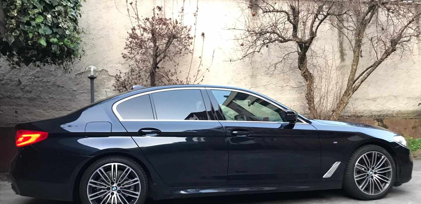 Mailand: Privater MALPENSA Flughafentransfer mit Chauffeur