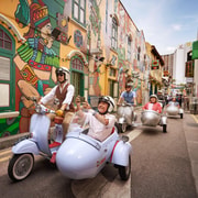 Singapore: Kampong Glam & Civic District Vespa Sidecar Ride Singapore: Kampong Glam & Civic District Vespa Sidecar Ride