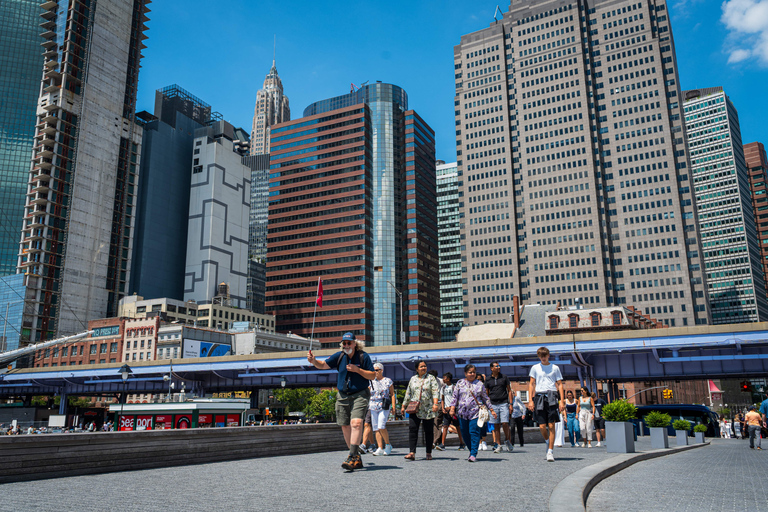 NYC: Half-Day Luxury Bus Tour with One World Access