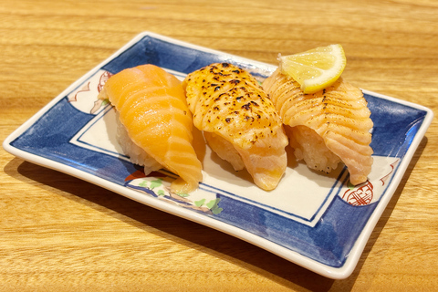 Tokyo: Shinjuku Food Tour with 15 Dishes at 4 Eateries