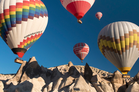 Desde Estambul Excursión completa de 3 días a Capadocia y vuelosTour privado