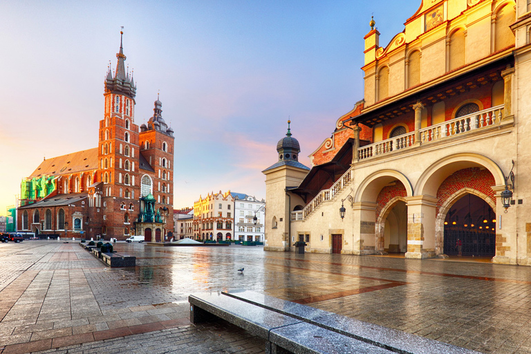 Krakow Old Town and Cloth Hall Private Guided Tour Guided Tour of Old Town and tickets to Cloth Hall