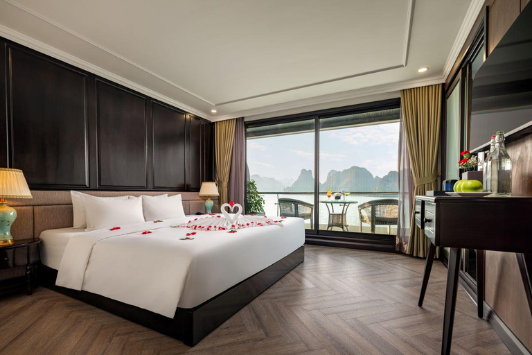 Hanoi: 2-Day Ha Long, Lan Ha 5-Star Cruise w/ Balcony Cabin Bay Light Suite with private balcony and bathtub (1st floor)