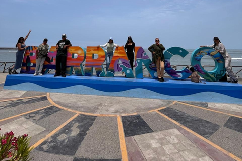 Lima: Private Tour of Barranco, La Herradura, and the Pachacámac Sanctuary