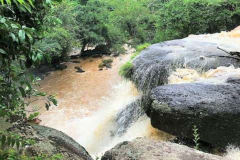 Banguecoque: Excursão a pé em pequenos grupos ao Parque Nacional de Khao YaiTour particular com serviço de busca no hotel e traslado de ida e volta