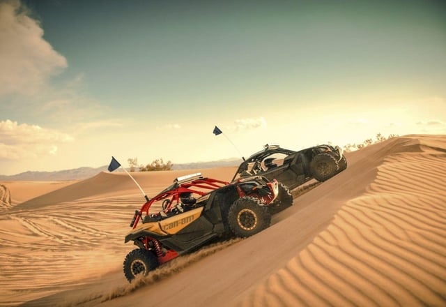 Dubai: Quad, Buggy, Camello y Refrescos en las Dunas Rojas