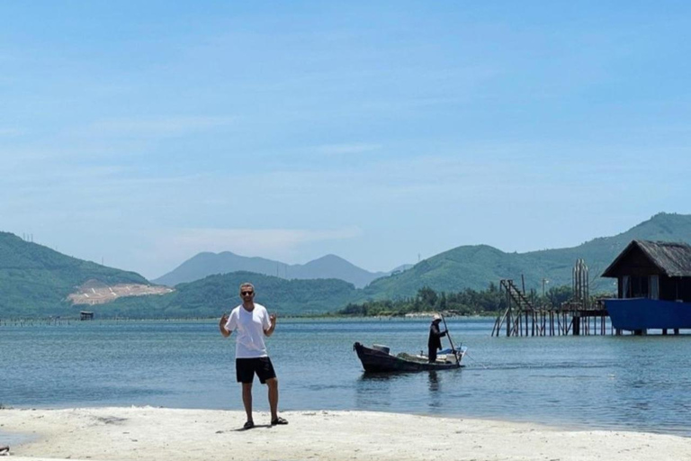 Von Hue nach Hoi An mit dem Privatwagen über den Hai Van Pass, die Goldene Brücke