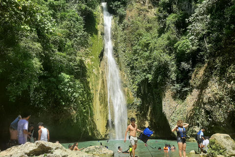 Passeio de quadriciclo, cachoeiras de Mantayupan e excursão pelas ilhas de Pescador + refeições