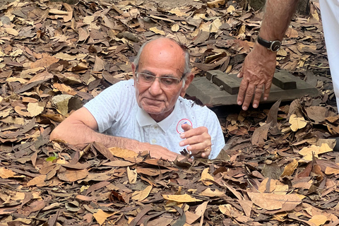 Zwarte Maagdenberg, Cu Chi tunnels, Cao Dai op de motor