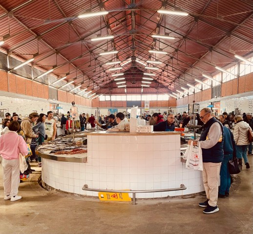 Visit Mercado de Peixe de Olhão e tour gastronômico in Mirissa