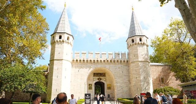 Topkapi Palace & Hagia Sophia Tickets + Audio Guide