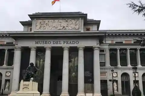 Madrid: Prado Museum Private Tour