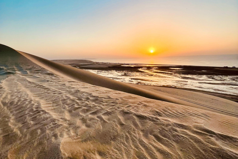 Doha: Tour dell&#039;alba/tramonto con safari nel deserto