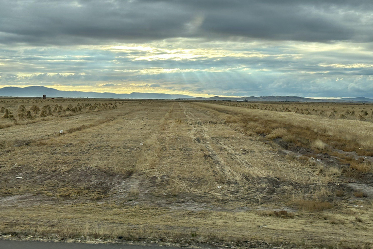 Arequipa: Transfer from Chivay to Puno with panoramic and cultural views.