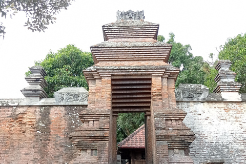 Tour a piedi del quartiere più antico di YogyakartaTour a piedi nel quartiere più antico di Yogyakarta