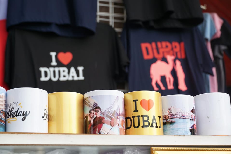 Oud Dubai Wandeltour met boottocht, souks en musea GetYourGuide