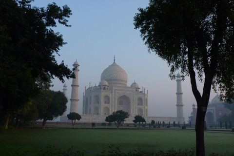 Excursão de mesmo dia a Agra, com tudo incluído, saindo de Délhi de carroExcursão de mesmo dia a Agra com tudo incluído, saindo de Délhi, de carro