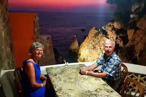 -Acapulco: pokaz nurkowania na wysokim klifie + zachód słońca/różne opcje