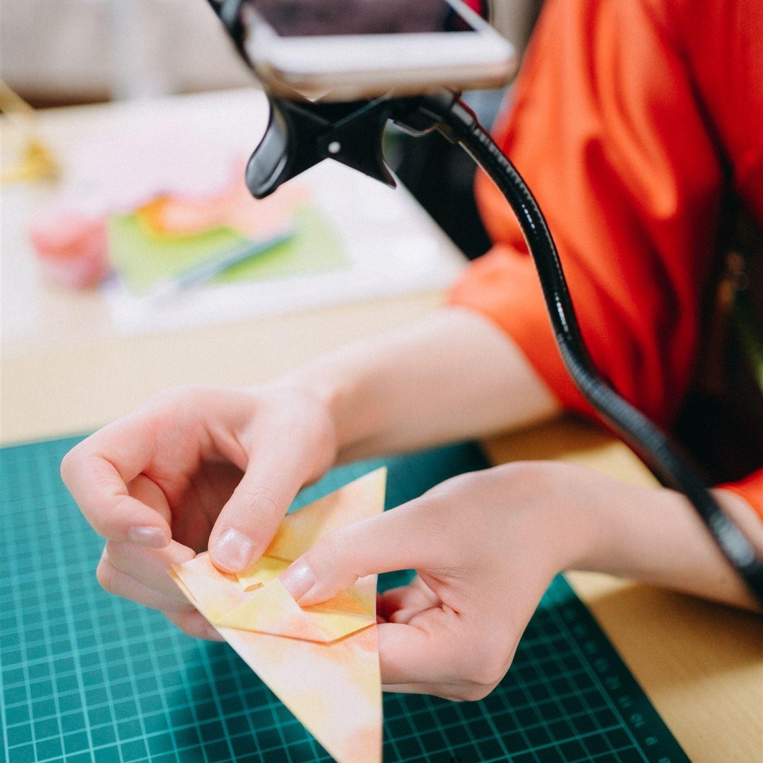 Origami Making Mobile Stand Cell Phone Phone Holder With Paper