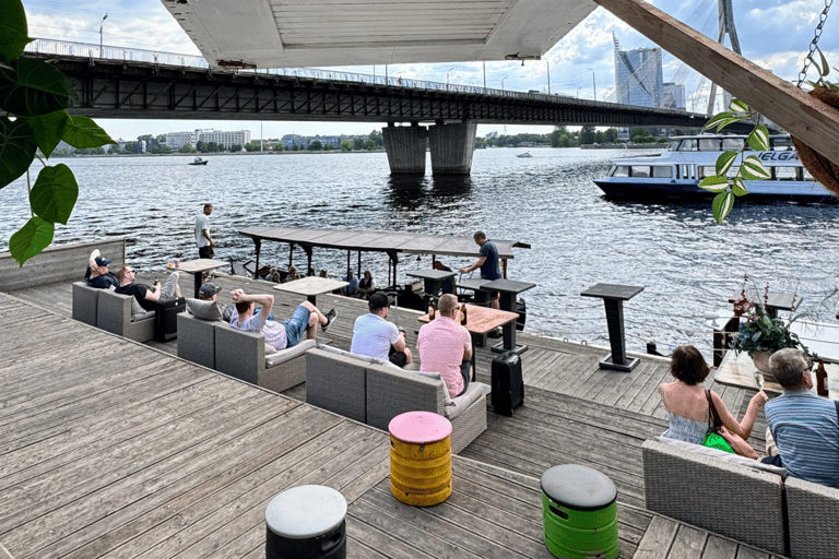 Riga : Tour en bateau du canal et de la Daugava &quot;à travers 19 ponts&quot;.11:00