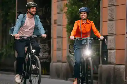 E-BIKE TOUR: Valley of the Temples & Old Town with lunch included