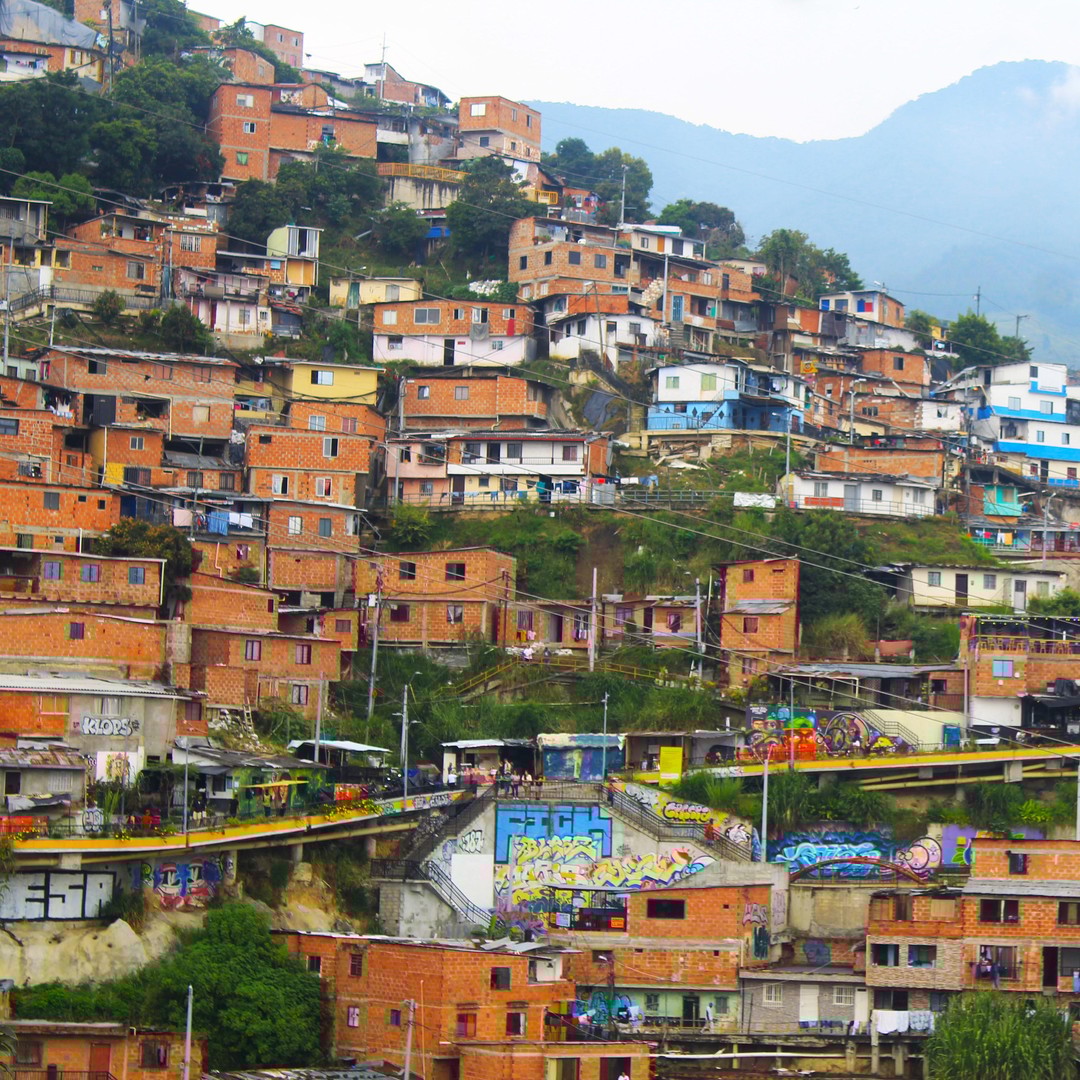 Colagem de mídia