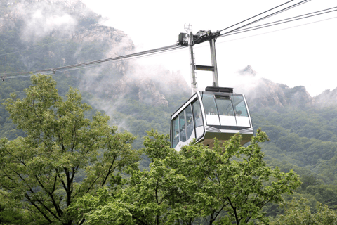 Sokcho Beach, Market and Seorak Cable Car tour from Seoul 7:15 KFC, Hongik University Station, Exit 9