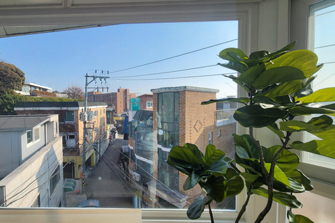 Seoul: Minhwa Painting Workshop in Itaewon