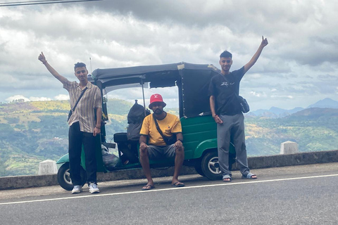 Kandy naar Sigiriya Tuk Tuk Tour