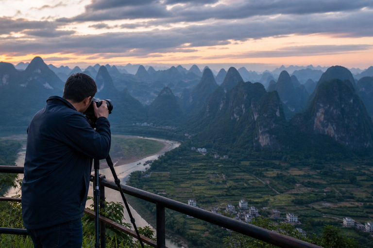 Guilin/Yangshuo: Xianggong Hill Tour & Intercity Transfer Yangshuo Round Trip: Xianggong Hill Tour