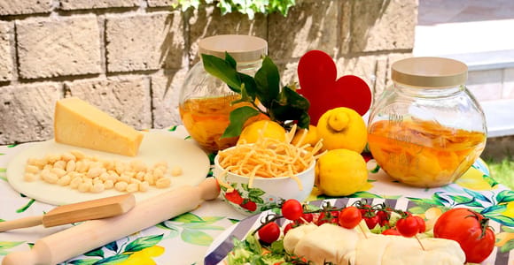 Sorrento: Garden Cooking Class with Pickup and Drop-off