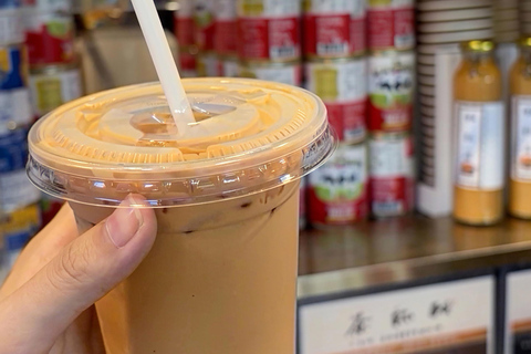 Hong Kong: Wan Chai Private Walking and Food Tour