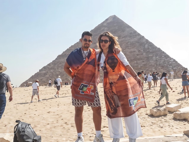 From Hurghada: Pyramids & Museum Small Group Tour by Van