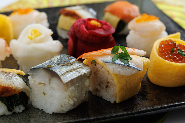 Insta-worthy！Authentic temari sushi making course in NARA