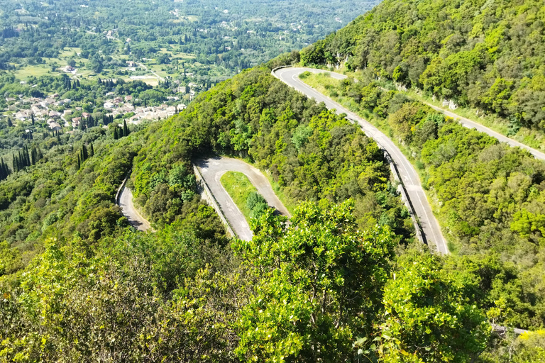 Korfu: Privat rundtur i bergsbyarnaKorfu: Privat tur till bergsbyar