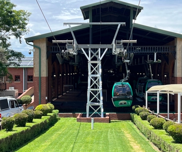 Johannesburg: Cableway and Lunch Boat Cruise Half Day Tour