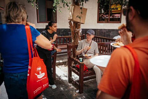 Dubai Souks, Food, & Culture Walking Tour - Frying Pan Tours