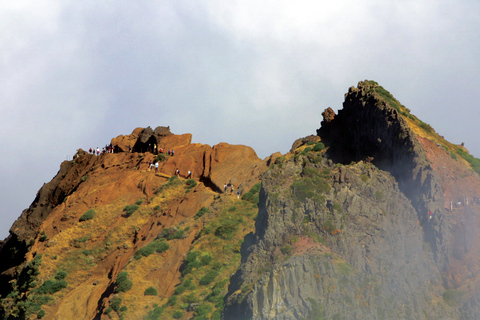 Madeira: Pico Arieiro to Pico Ruivo Guided Hiking Tour Pickup Ponta do Sol