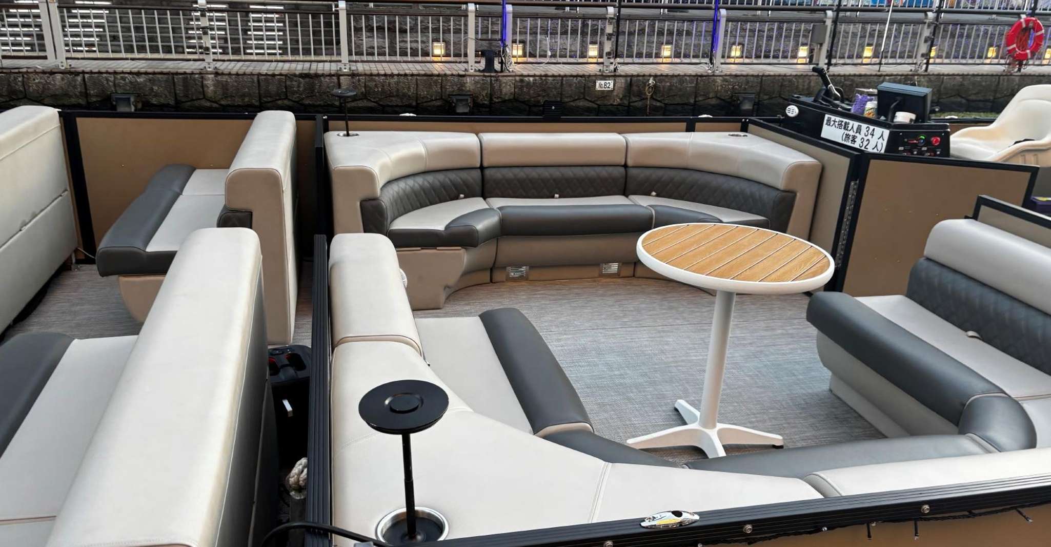 Osaka: Dotonbori River Cruise with Glico Sign & Neon Views photo 9