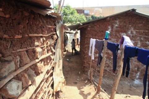 نيروبي: جولة سير على الأقدام بصحبة مرشد في حي كيبيرا الفقير مع خدمة الاستقبال من الفندق