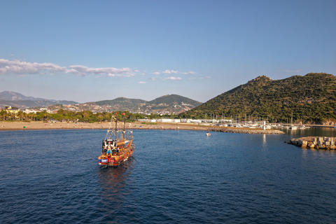From Alanya: Gazipaşa Boat Tour with Lunch & Transfers