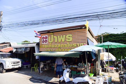 Ayutthaya : Street Food Tour with Hotel Pickup and Guide