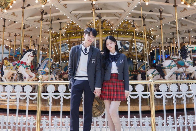 Seoul: Lotte World 1 Day Pass + Korean School Uniform Rental [Group of 3 persons]