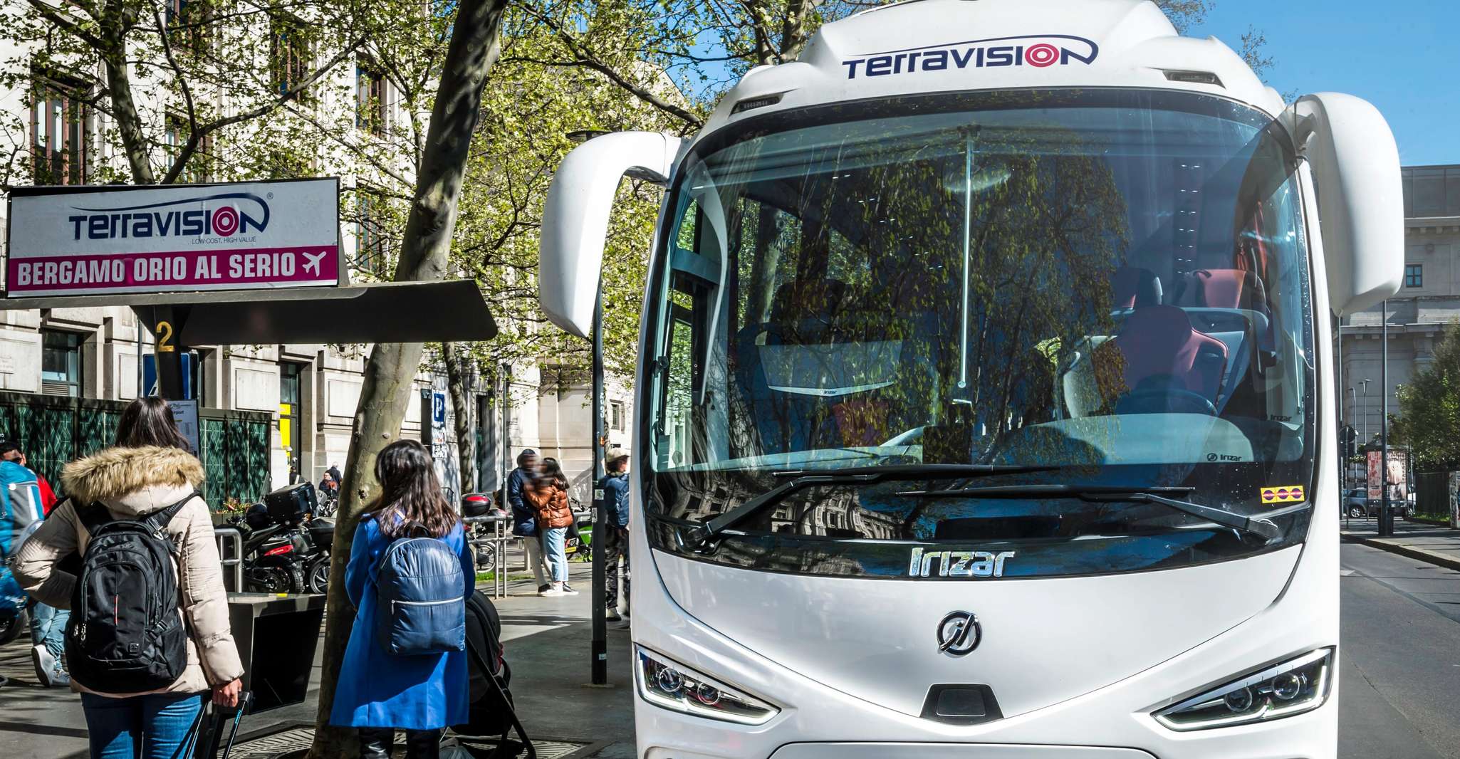 Milan Bergamo Airport (BGY): Transfer to/from Milan Center