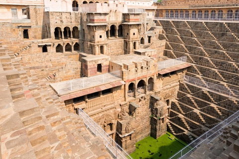 From New Delhi: Agra and Jaipur Tour with Transfers From Delhi: Mughal & Rajput Culture Journey with Entry Fees