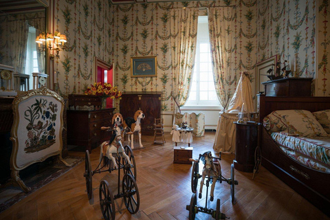 巴黎专属之旅：香波堡城堡高尔夫球车+纪念品小型货车（最多可载6人）