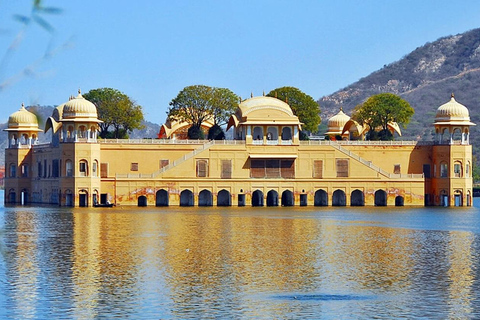 From Delhi: Six Day Golden Tour Agra and Jaipur With Udaipur