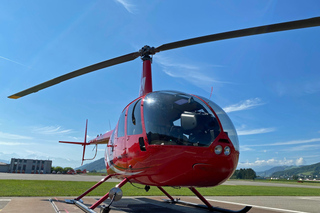 Bern: Berg- und See-Helikopterflug für 2 oder 3 Personen
