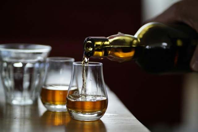 Visit Highland Whisky Tour from Invergordon Port in Dornoch