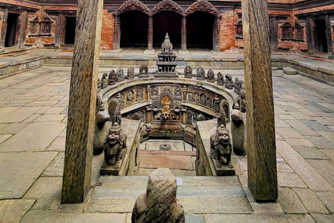 Kathmandu: 4/7 UNESCO-Welterbe-Tour mit ortskundiger GuideAlles inklusive: 7-stündige UNESCO-Tour mit Mittagessen, Getränken und Eintrittsgebühren